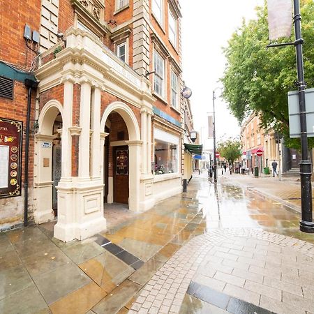 The Royal Hotel Kettering Extérieur photo