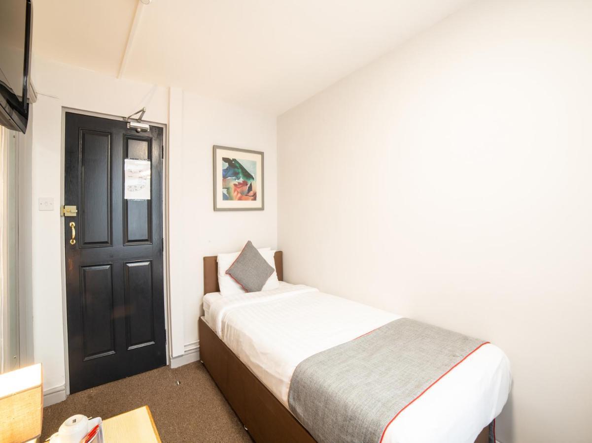 The Royal Hotel Kettering Extérieur photo