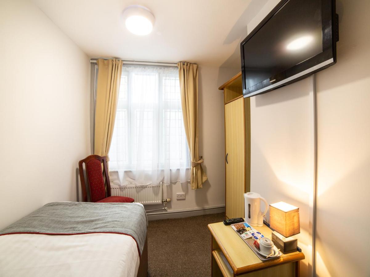 The Royal Hotel Kettering Extérieur photo