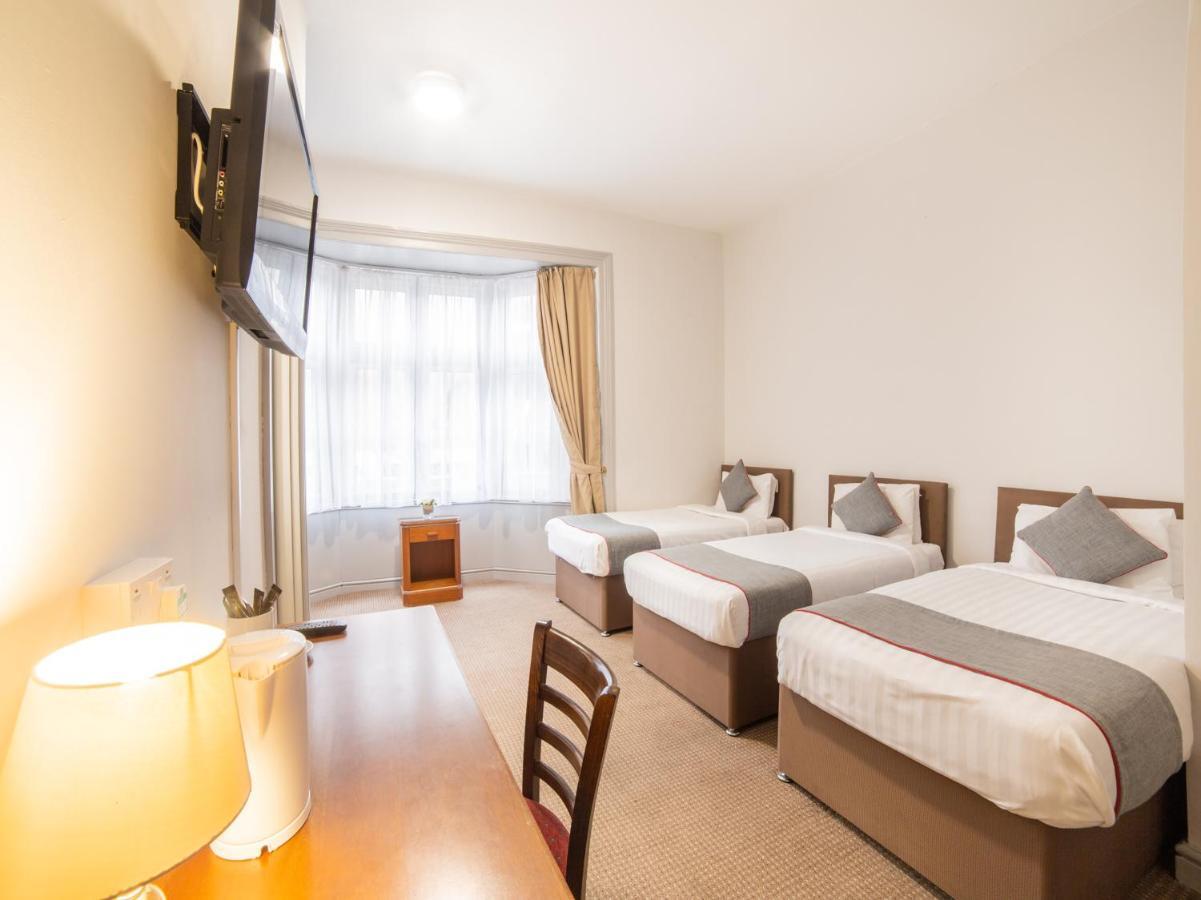 The Royal Hotel Kettering Extérieur photo