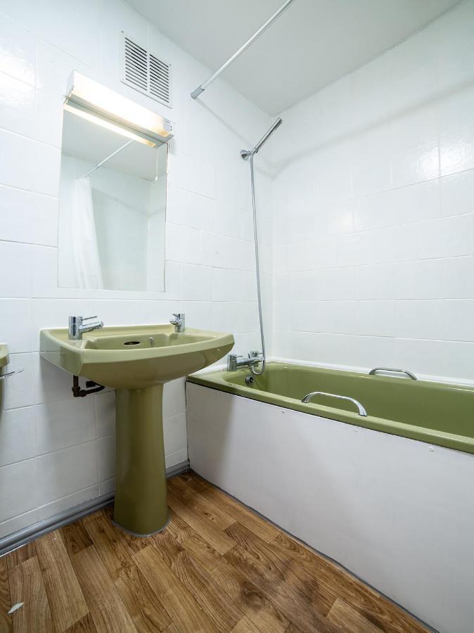 The Royal Hotel Kettering Extérieur photo